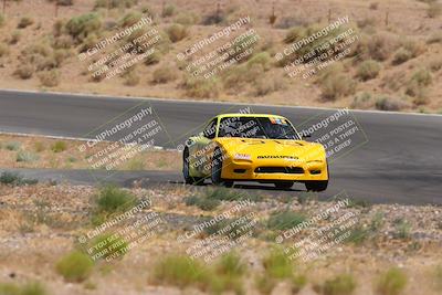media/Jun-01-2025-CalClub SCCA (Sun) [[eae223c5dd]]/Group 6/Qualifying/